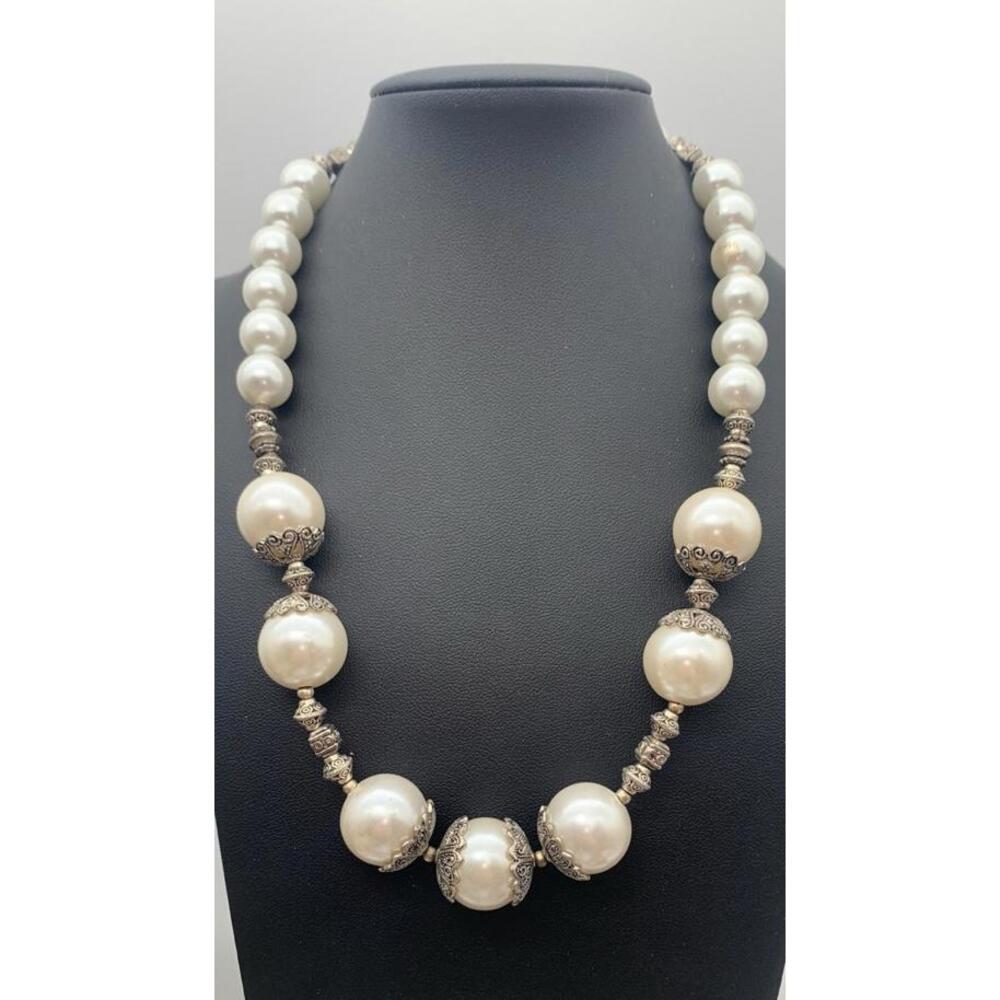 Chunky faux Pearl Necklace Silver Tone Filigree Caps And Ornate Accent Beads - Picture 1 of 5